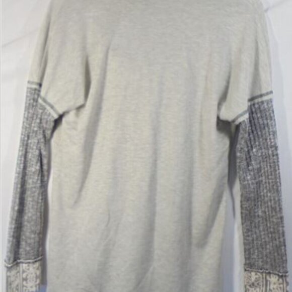 Vanity Womens Small Sweater Sweatshirt Cowl Wrap Neckline Gray White Lace Dressy - Picture 6 of 7